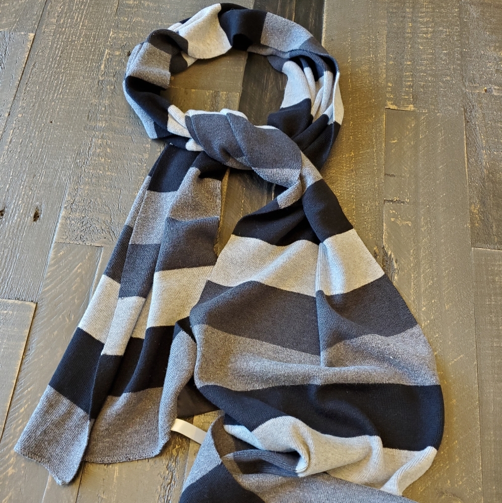 H&M Stripped Scarf